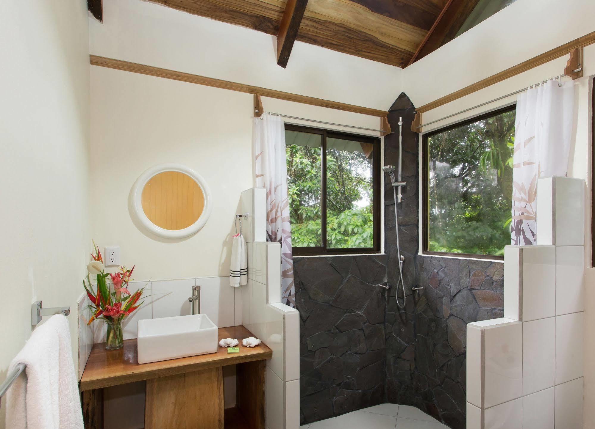 ביחגואה Casitas Tenorio B&B And Farm מראה חיצוני תמונה