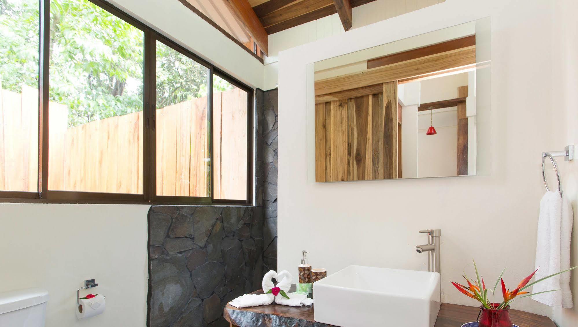 ביחגואה Casitas Tenorio B&B And Farm מראה חיצוני תמונה