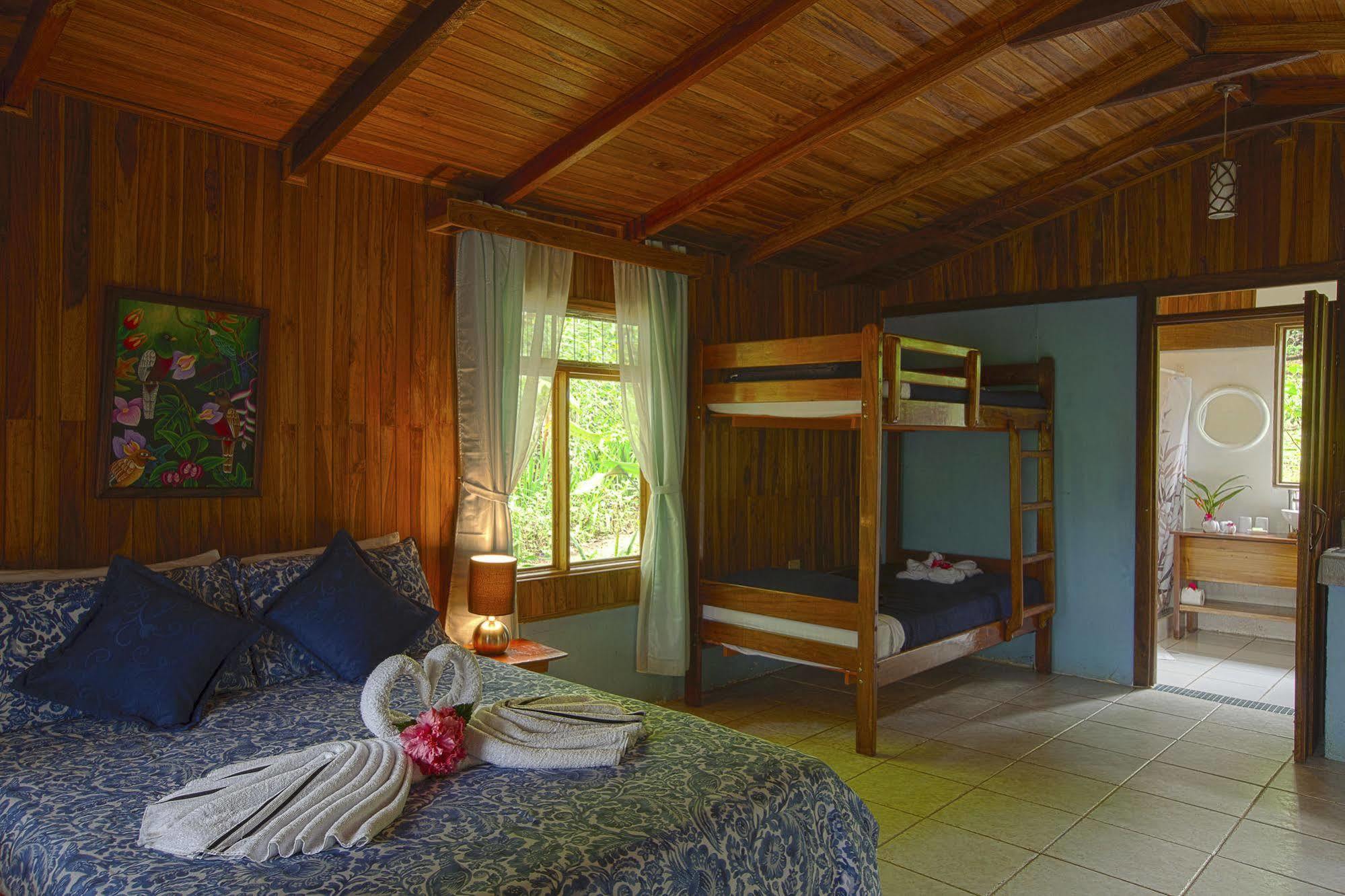 ביחגואה Casitas Tenorio B&B And Farm מראה חיצוני תמונה
